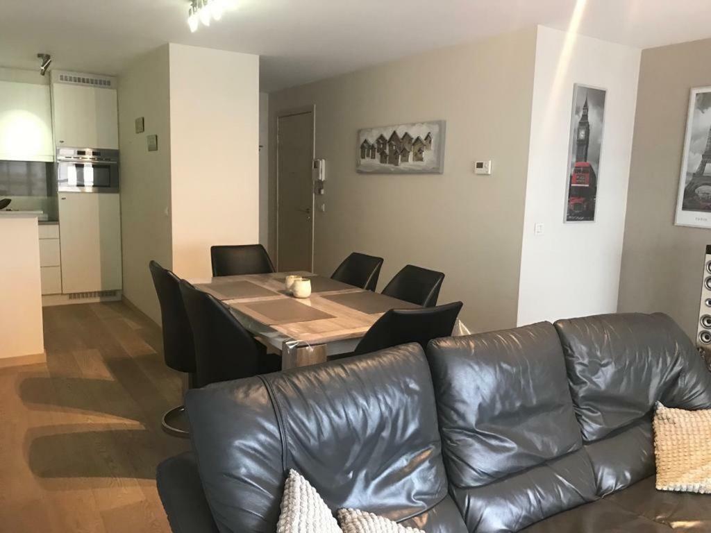 Mainstreet Knokke Apartment ภายนอก รูปภาพ